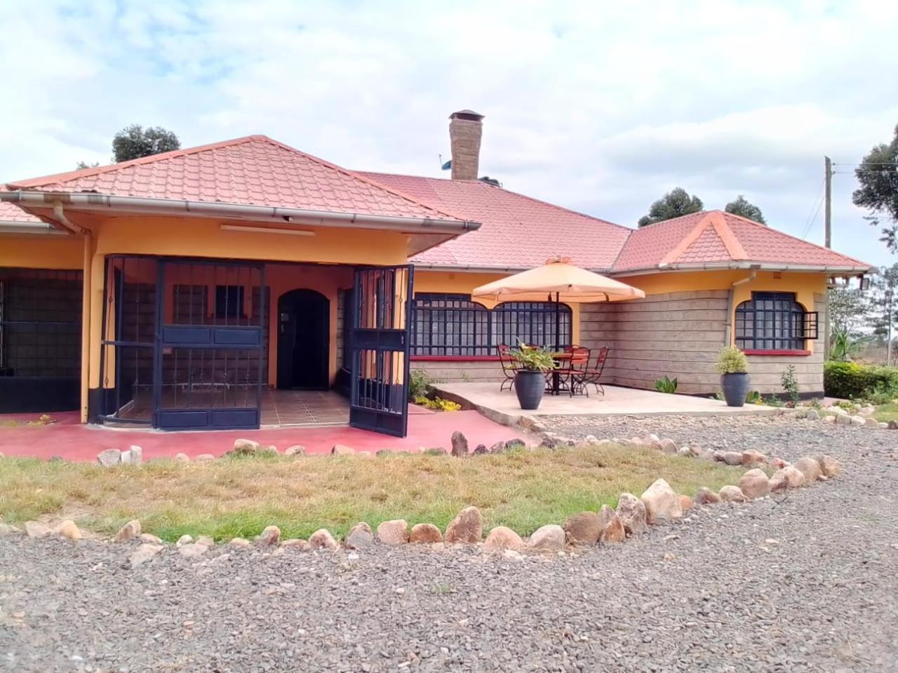 Esniko Villa Narok Exteriér fotografie